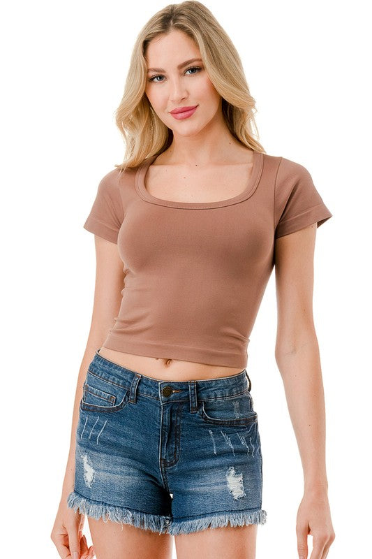 HX22 SQUARE NECK SHORT SLEEVE TOP