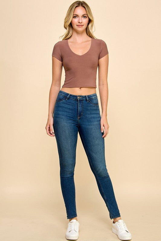 DLT14 V NECK SHORT SLEEVE CROP TOP