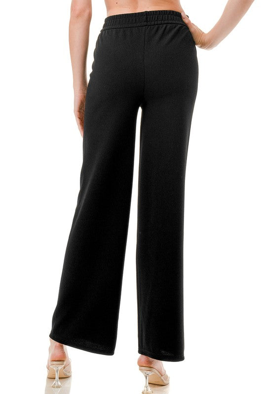 HJ01 TEXTURED STRAIGHT PANTS