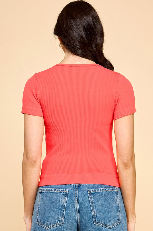 NT60G RIBBED ROUND NECK CROP TOP