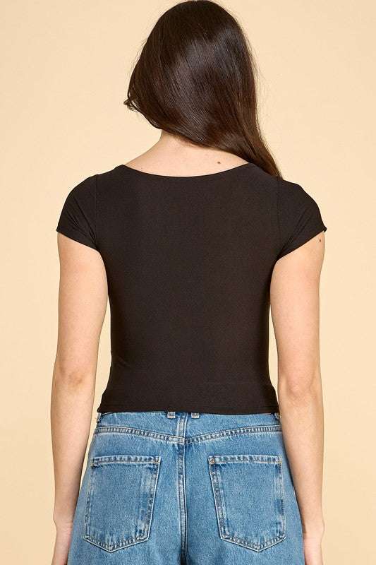 DLT18 CREPE SCOOP NECK TOP