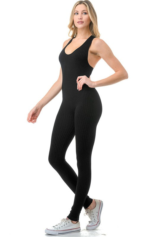 JS30 Vibrant ribbed jumpsuit with a bold stylish look
