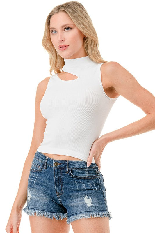 NT1007 SEAMLESS CUTOUT MOCK NECK TOP