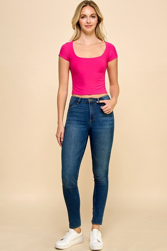 DLT13 SQUARE NECK SHORT SLEEVE CROP TOP