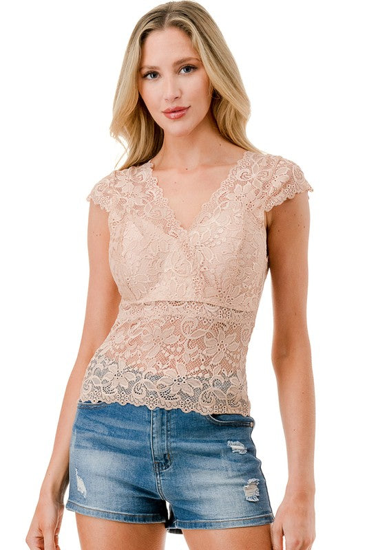 LB47 LACE SURPLICE TOP