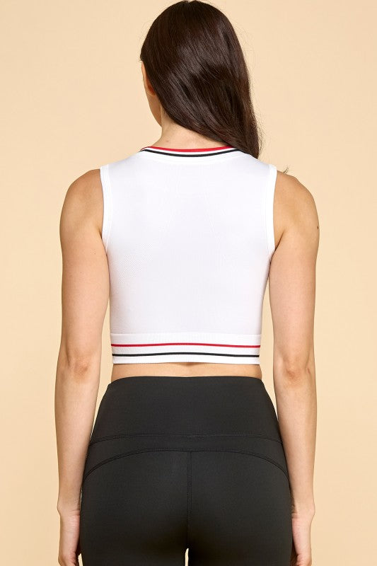 PT35 SPORTY CONTRAST CROP TOP