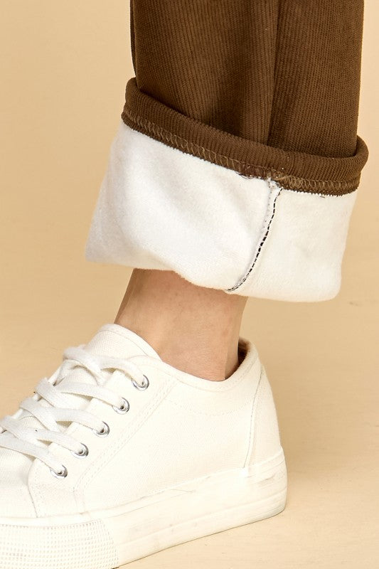 CF0504 RELAXED CORDUROY STRAIGHT PANTS WITH FUR LINING