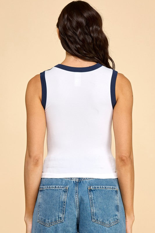 PT43 SEAMLESS SHOULDER BUTTON TRIM TANK TOP