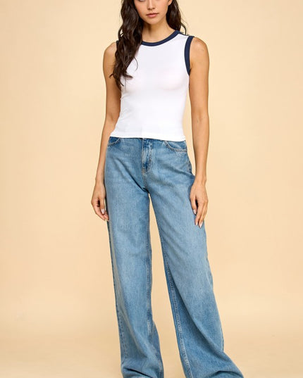 PT43 SEAMLESS SHOULDER BUTTON TRIM TANK TOP