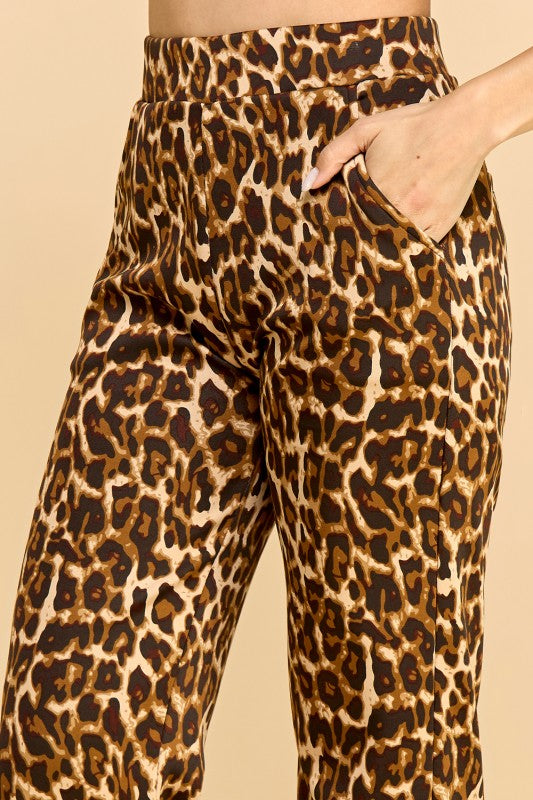 SCUP18S-T LEOPARD PRINT STRAIGHT PANTS