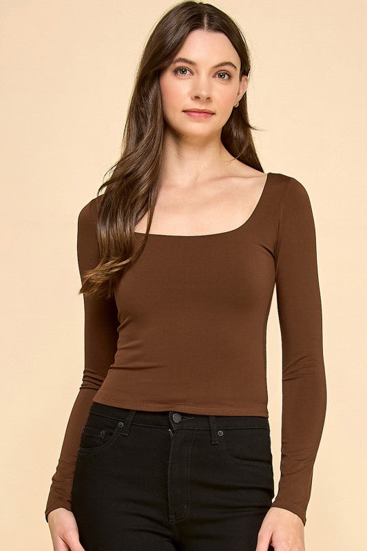 DLT25L CREPE SCOOP NECK LONG SLEEVE TOP