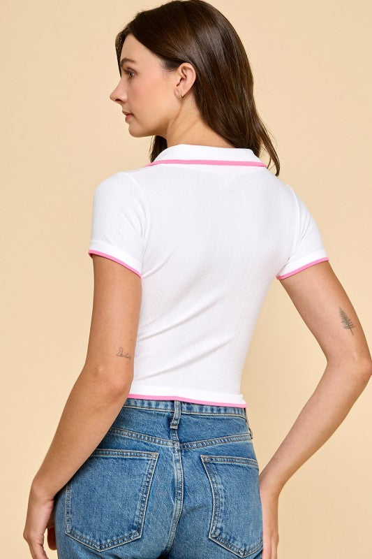 TO101 V NECK COLLAR CROP TOP