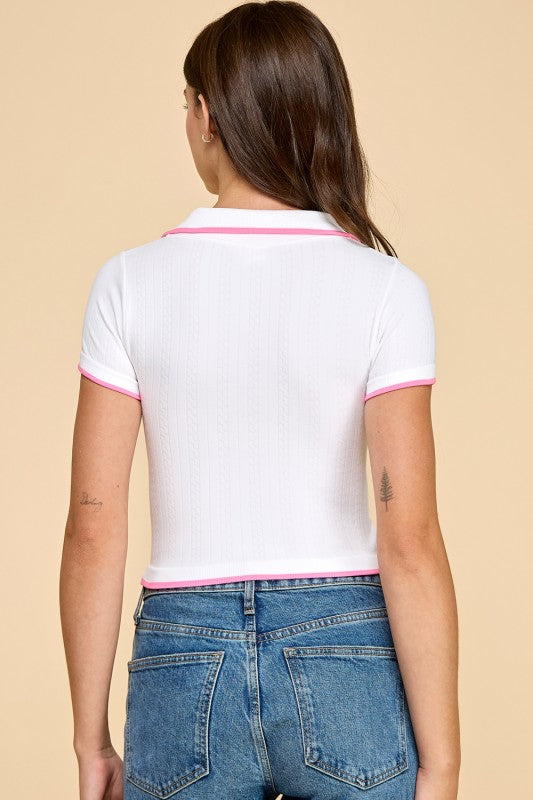 TO101 V NECK COLLAR CROP TOP