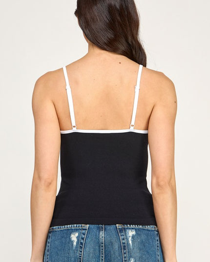 Fitted Stretch Tank Top – Contrast Trim Casual Style