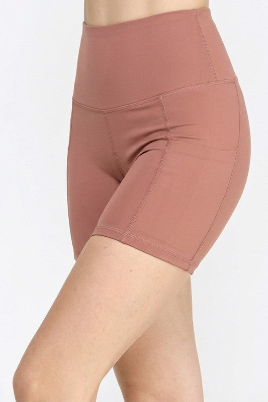 SH36 ACTIVEWEAR HIGH-RISE YOGA SHORTS WITH SIDE POCKETS