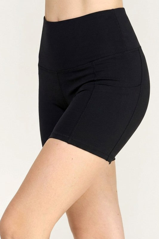 SH36 ACTIVEWEAR HIGH-RISE YOGA SHORTS WITH SIDE POCKETS