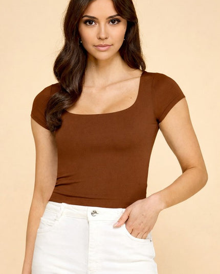 Top Scoop Neck – Fitted Stretch Basic Tee