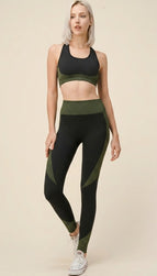 BLACK/MUSTARD