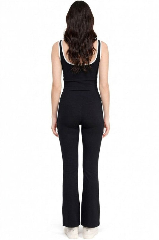 Contrast Yoga Set – Tank Top & Flare Pants Matching Set