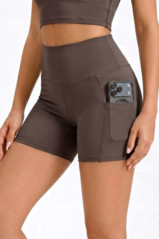 Activewear Yoga Shorts – High Waist Pocket Style