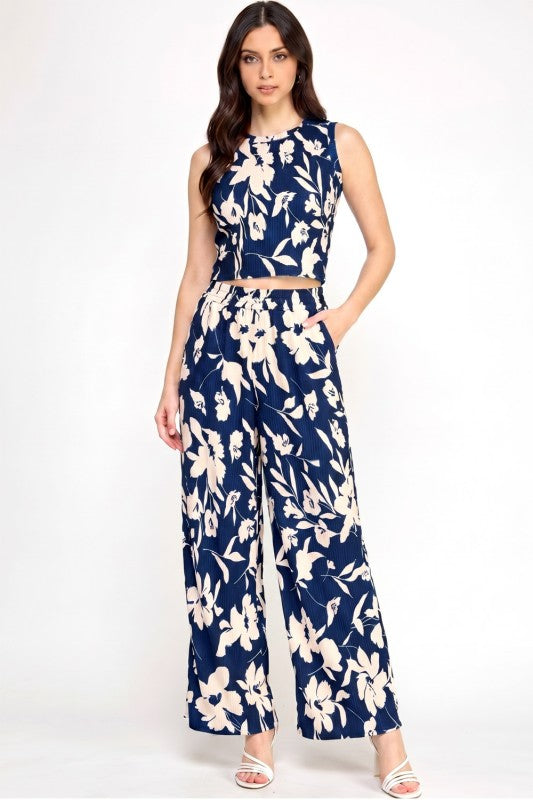 HK512 Floral Crinkle Crop Top & Pants Set – Relaxed Fit