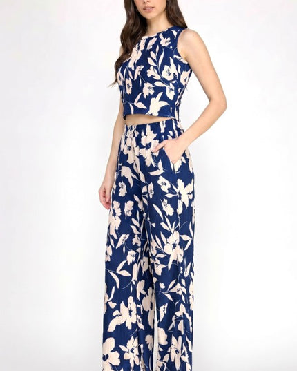 Floral Crinkle Crop Top & Pants Set – Relaxed Fit