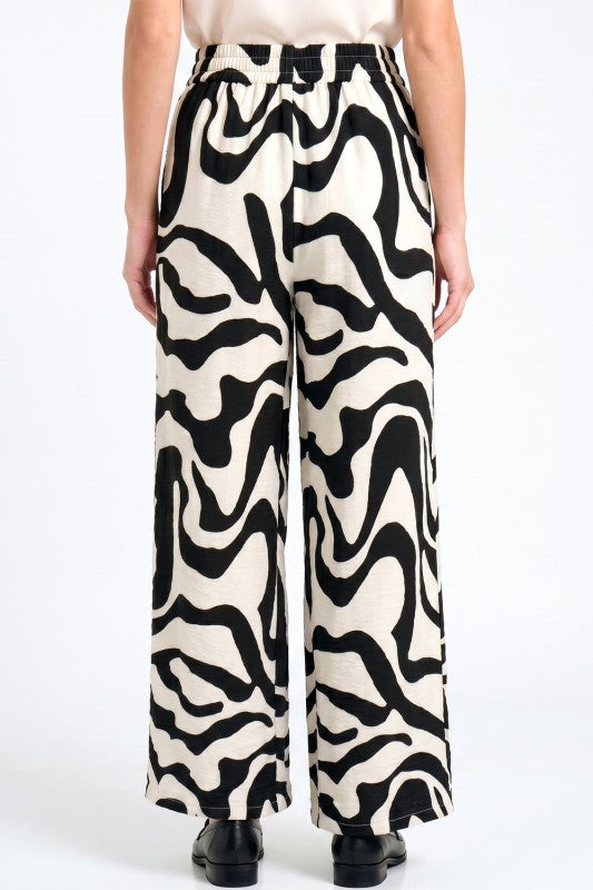 Unique Print Wide Leg Pants – Relaxed Fit Style