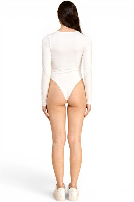 BST23L Scoop Neck Long Sleeve Bodysuit – Everyday Essential