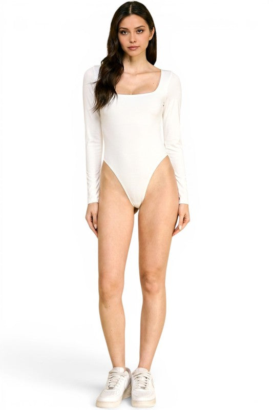 BST23L Scoop Neck Long Sleeve Bodysuit – Everyday Essential