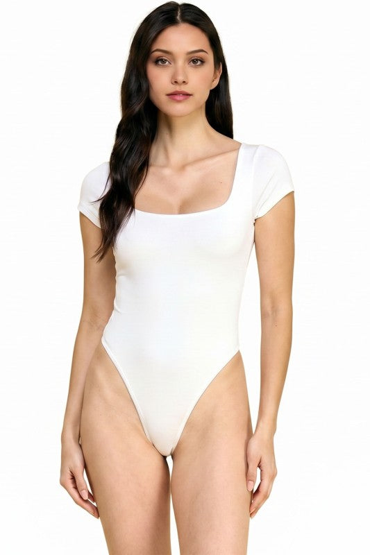 BST23 Scoop Neck Short Sleeve Bodysuit – Everyday Essential