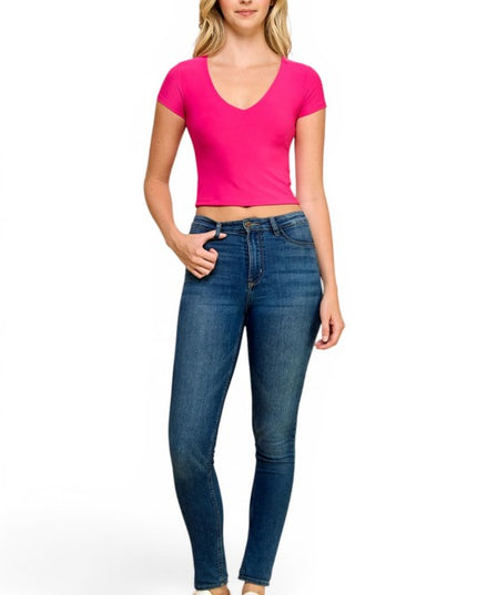 DLT14 V-Neck Crop Top – Fitted Stretch Short Sleeve Top