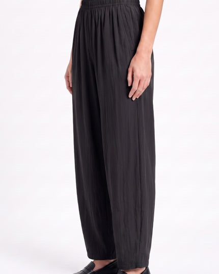CQ295 Light Crinkle Barrel Pants – Relaxed Everyday Fit