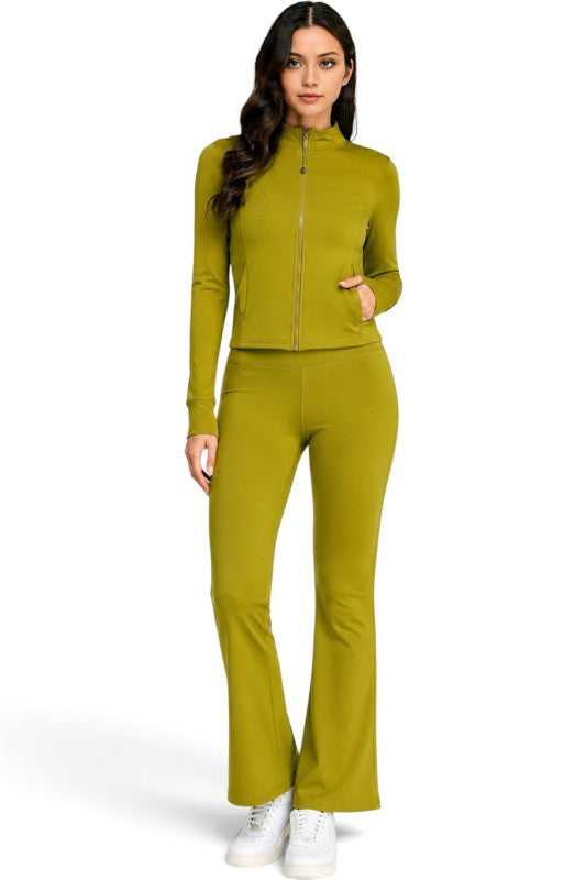 ALU351SET Active Fleece-Lined Zip-Up – Flare Yoga Set