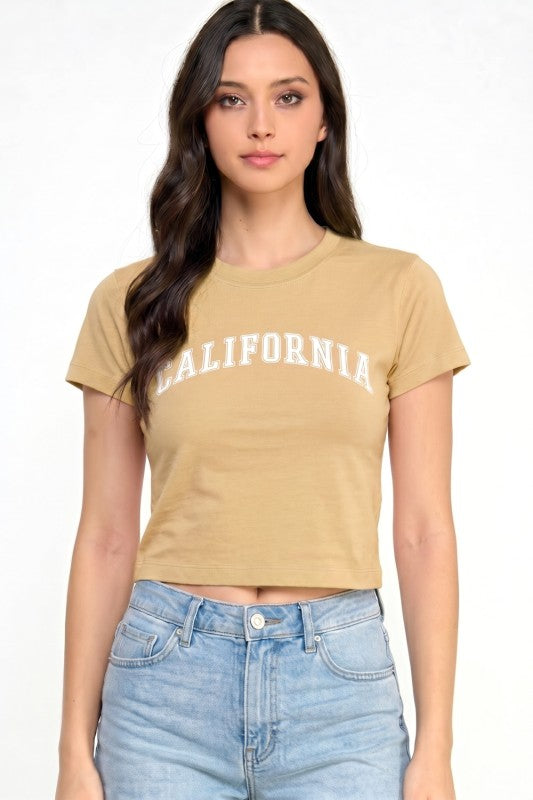 HXT22C California Print – Neck Crop Top