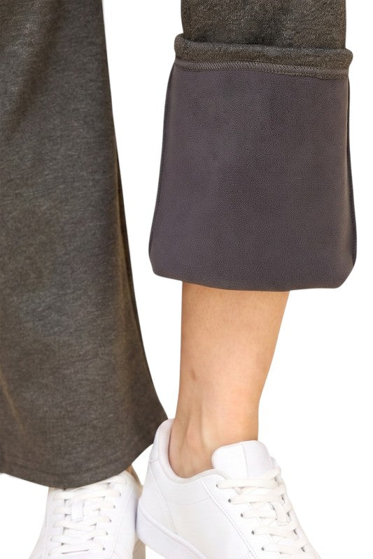 CF102 High Rise – Fur-Lined Yoga Leggings