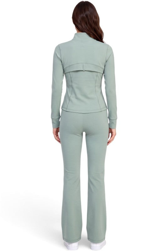 LU1002 Active Define Zip-Up Jacket – Flare Pant Set